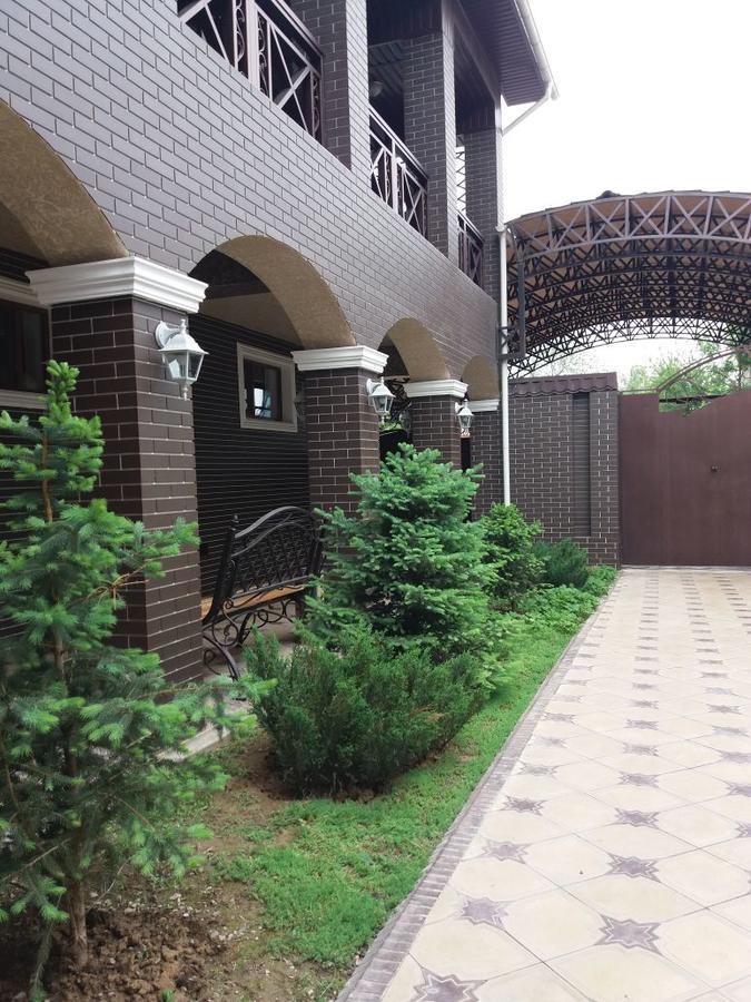Luxury House Hotel Shymkent Exterior photo