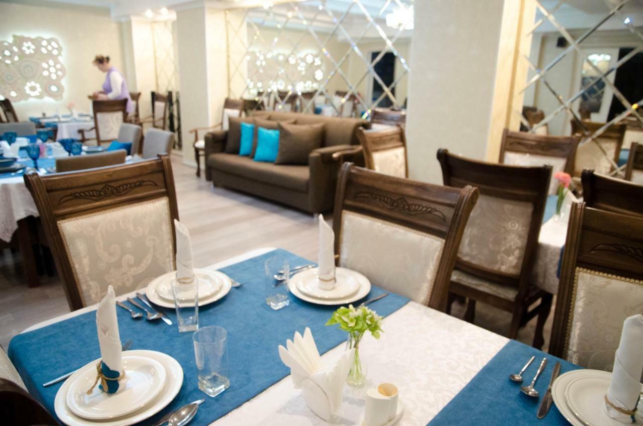 Luxury House Hotel Shymkent Exterior photo